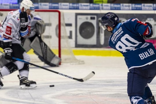 Bláznivé derby body Škodovce nepřineslo
