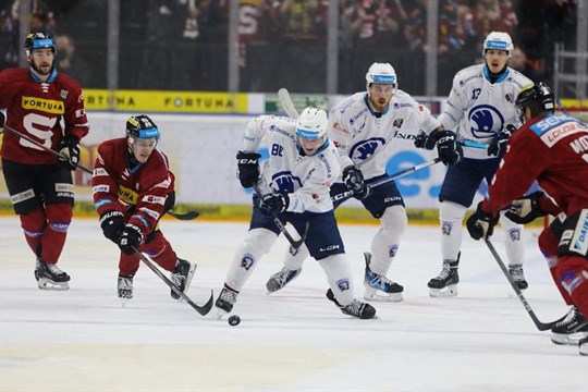 Žádné překvapení se nekonalo. Plzeň odjíždí z ledu Sparty bez bodů