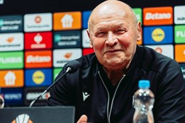 Důležitý krok, ale hotovo ještě není, hlásil Koubek. Jednání o...