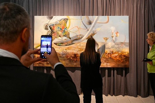 Slyšíš mě? Ptají se umělci Adéla Babanová a Daniel Pitín v Galerii města Plzně