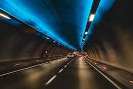 Konec kolon v Karlových Varech? Vedení města navrhuje nový tunel...