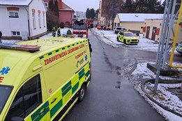 Pacient psychiatrie v Dobřanech vylezl na stožár, při sestupu...