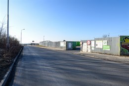 Konec starého dvora u Globusu. Plzeň postaví sběrné místo nové...