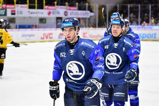 Kéž by takových zápasů bylo víc, smál se Matyáš Filip po kanonádě v Litvínově