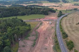 Stavba úseku D6 Žalmanov–Knínice odstartovala