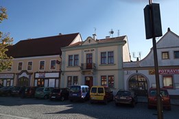 Dobřany jsou první v kraji: Na dostupné bydlení v Husově domě...