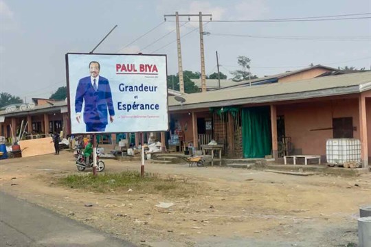 Linda Piknerová: Ambazonie: v konvoji napříč nejnestabilnějším regionem Kamerunu