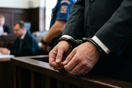 28 let vězení pro vraždícího lékaře: Vrchní soud potvrdil výjimečný...