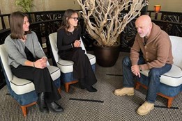 Studenti chebského gymnázia debatovali v Praze s významnými...