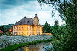 Štěnovický zámek ožije jarem: Přijďte na Velikonoční jarmark plný...